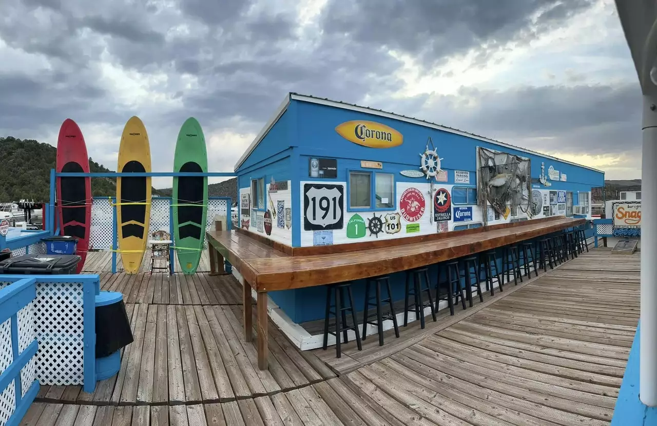image of The Snag Bar & Grill